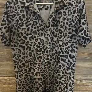 Men's Leopard Print Casual Button Down Shirt